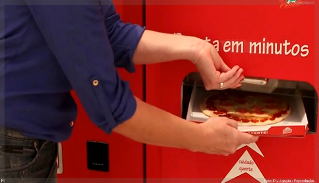 Rede lança primeira máquina automática de pizza do Brasil