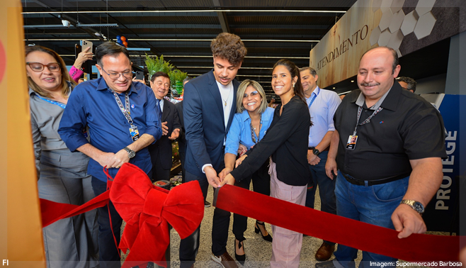 Barbosa inaugura supermercado 24 horas