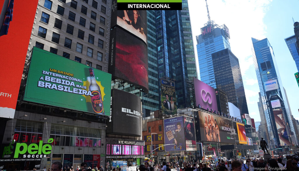 Pitú e Ampla levam Dia Nacional da Cachaça à Times Square